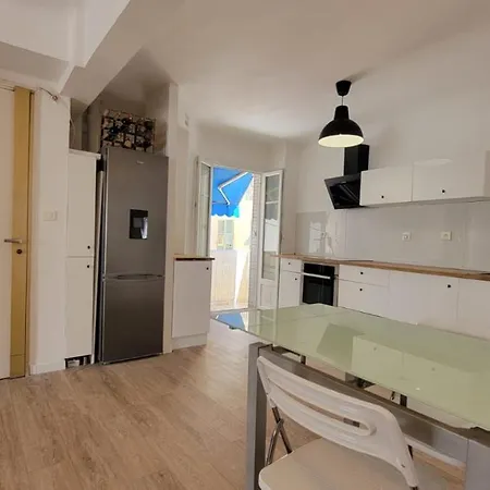 Neuf De 3 Pieces Avec Climatisation *